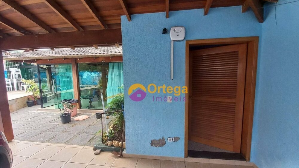 Casa à venda com 4 quartos, 199m² - Foto 6