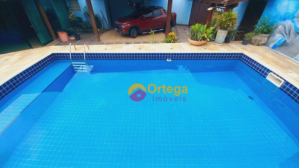 Casa à venda com 4 quartos, 199m² - Foto 2