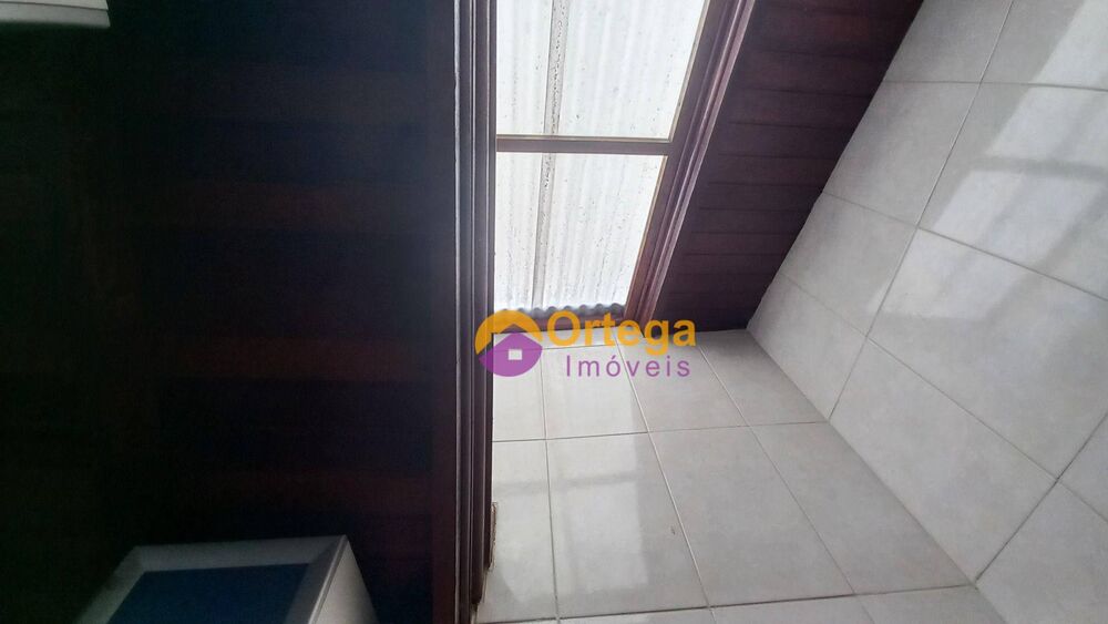 Casa à venda com 4 quartos, 199m² - Foto 20