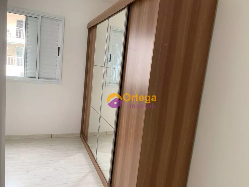 Apartamento para alugar com 3 quartos, 73m² - Foto 2