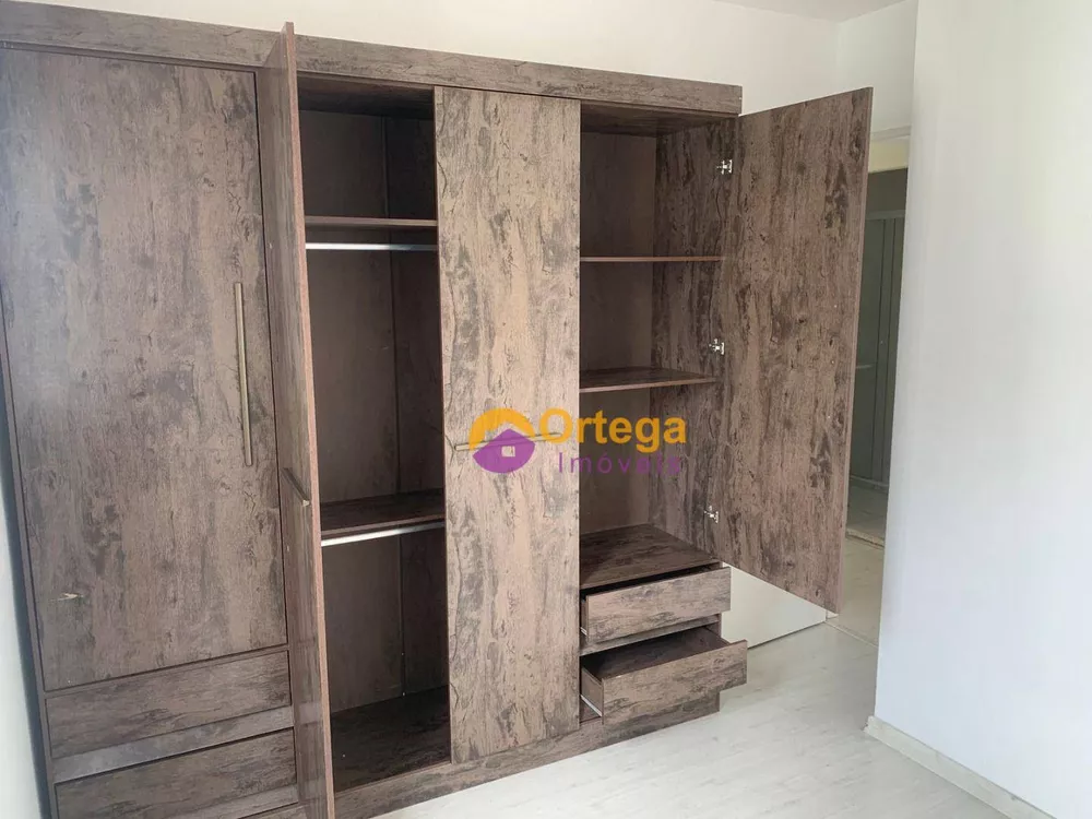 Apartamento para alugar com 3 quartos, 73m² - Foto 4