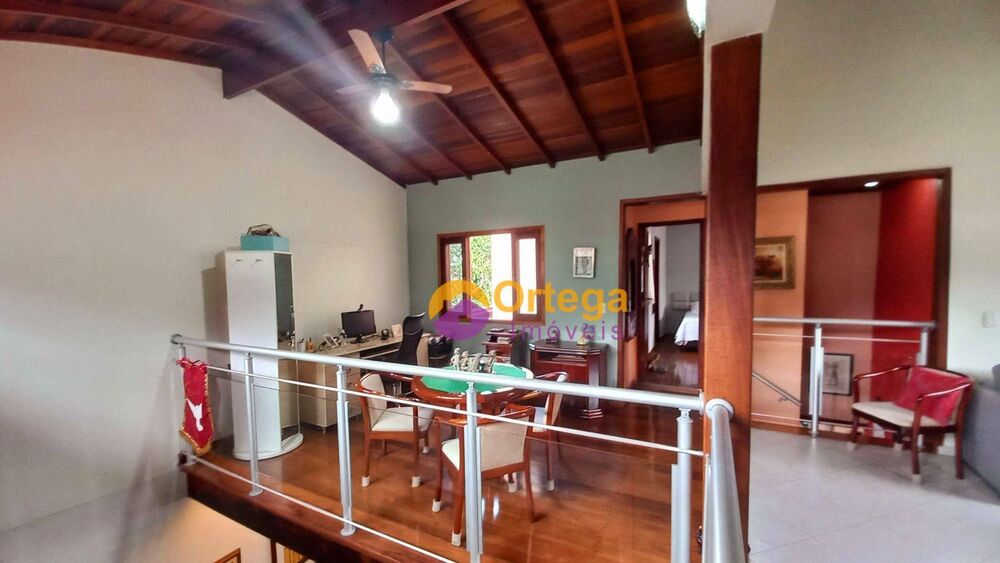 Sobrado à venda com 6 quartos, 356m² - Foto 11