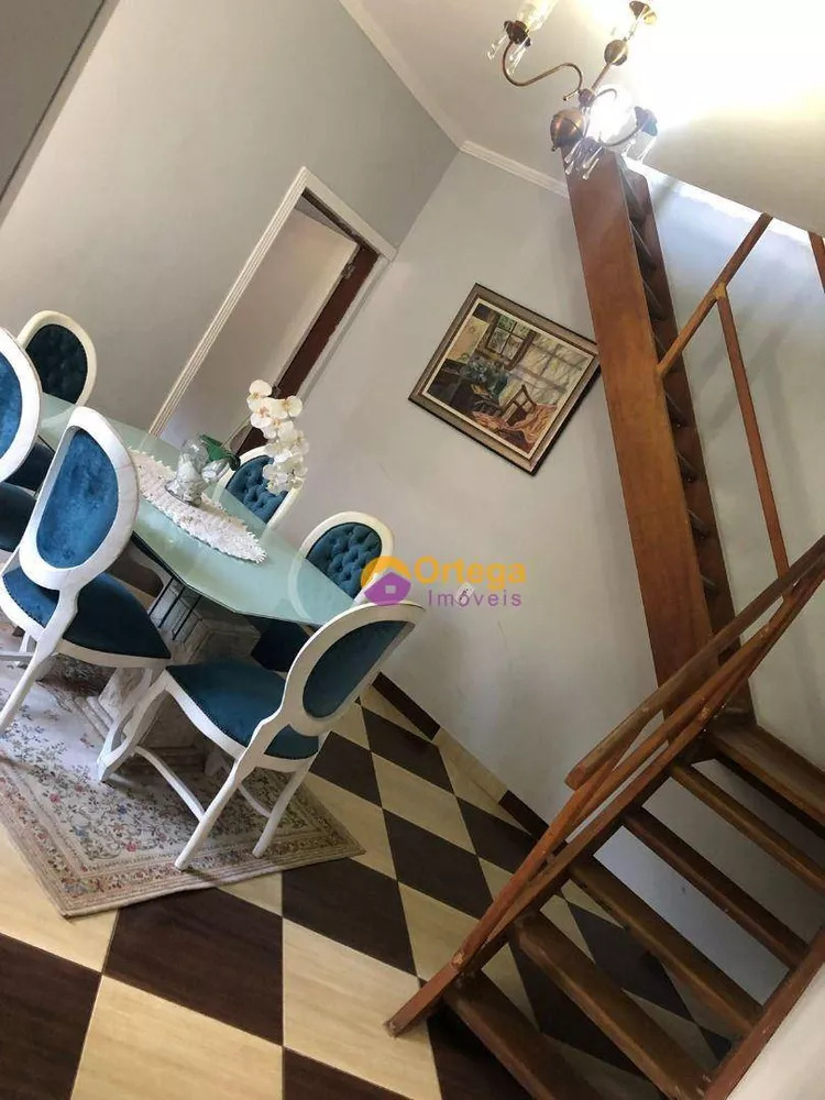 Casa, 3 quartos, 212 m² - Foto 8