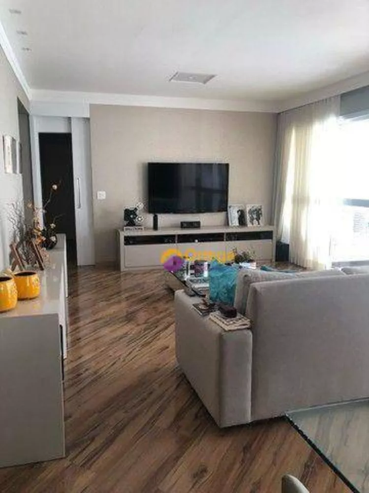 Apartamento à venda com 3 quartos, 142m² - Foto 3