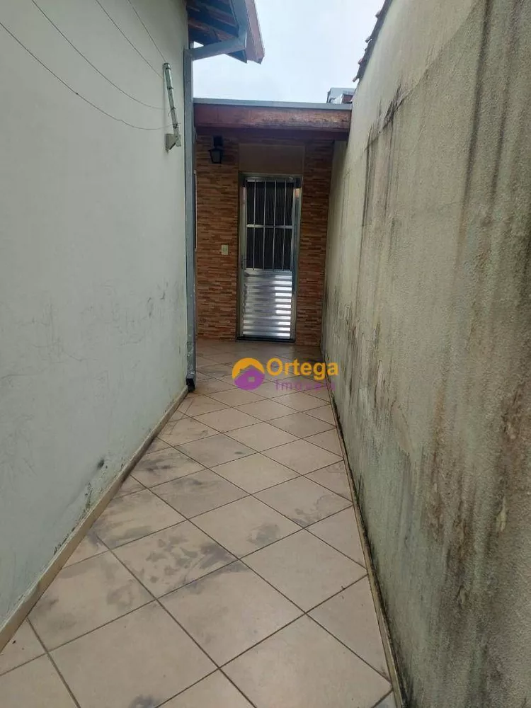 Casa, 3 quartos, 180 m² - Foto 1
