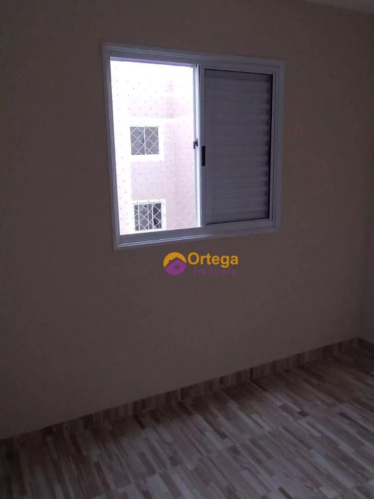 Apartamento à venda com 2 quartos, 42m² - Foto 4