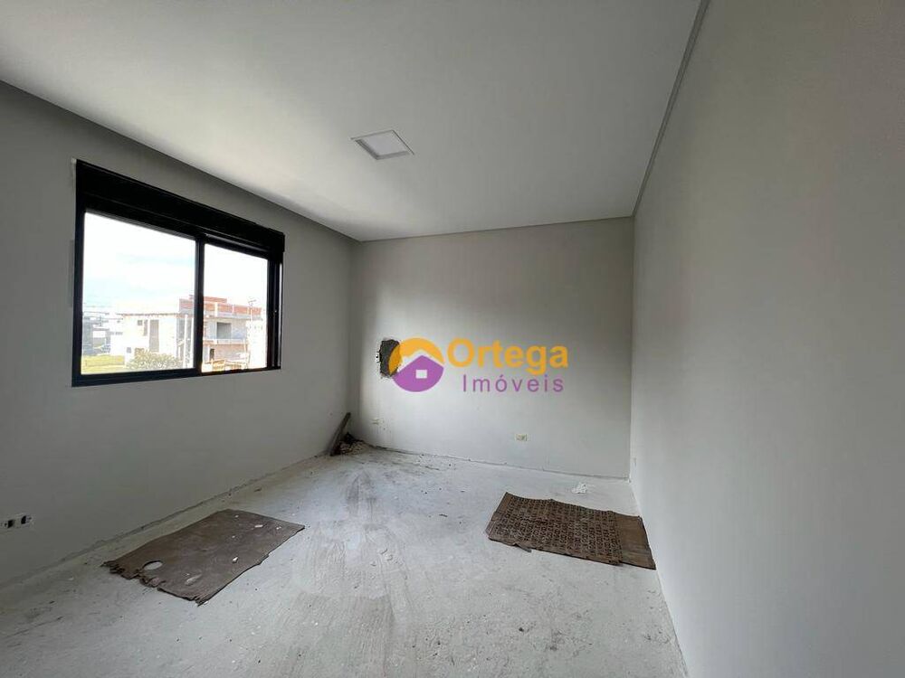 Sobrado, 3 quartos, 212 m² - Foto 1