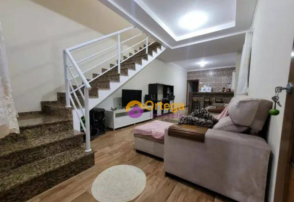 Sobrado, 3 quartos, 160 m² - Foto 1