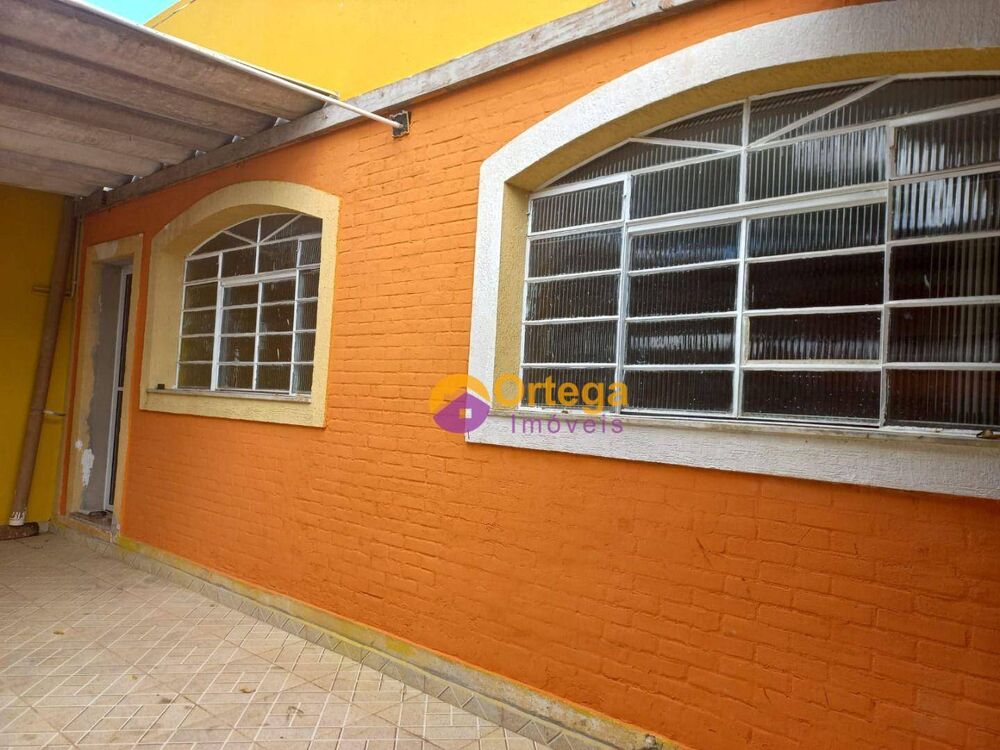 Casa, 3 quartos, 190 m² - Foto 2