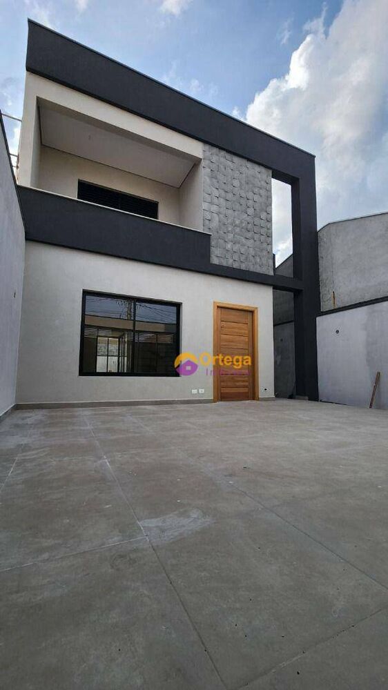 Sobrado à venda com 3 quartos, 380m² - Foto 4