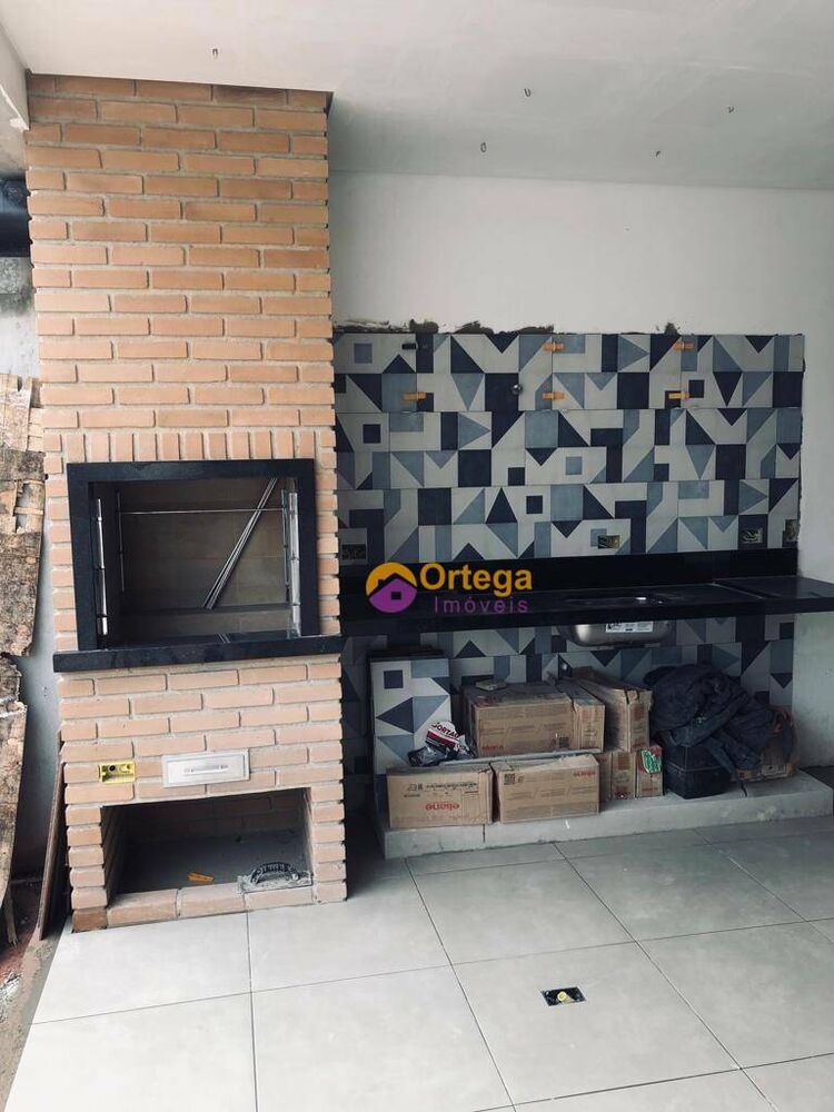 Sobrado à venda com 3 quartos, 380m² - Foto 2