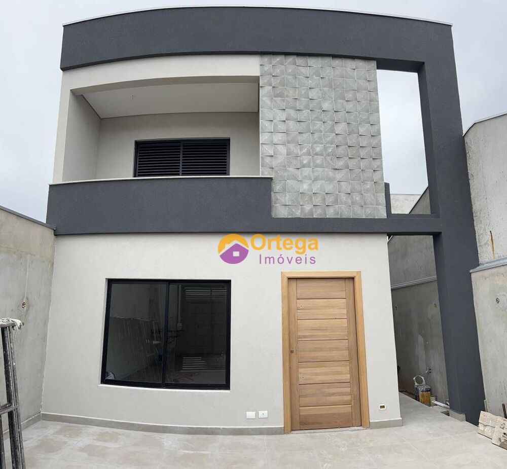 Sobrado à venda com 3 quartos, 380m² - Foto 1
