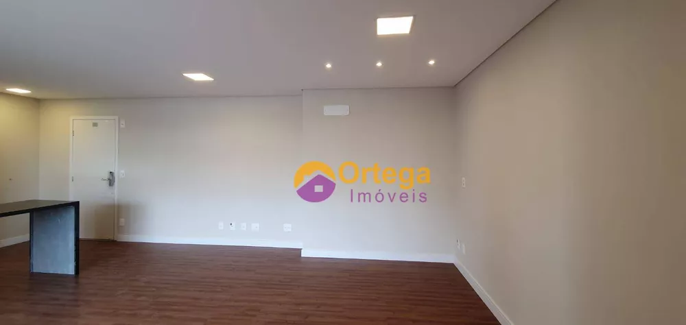 Apartamento à venda com 1 quarto, 44m² - Foto 3