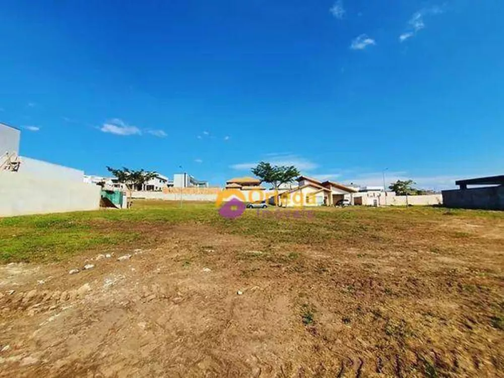 Loteamento e Condomínio, 600 m² - Foto 1