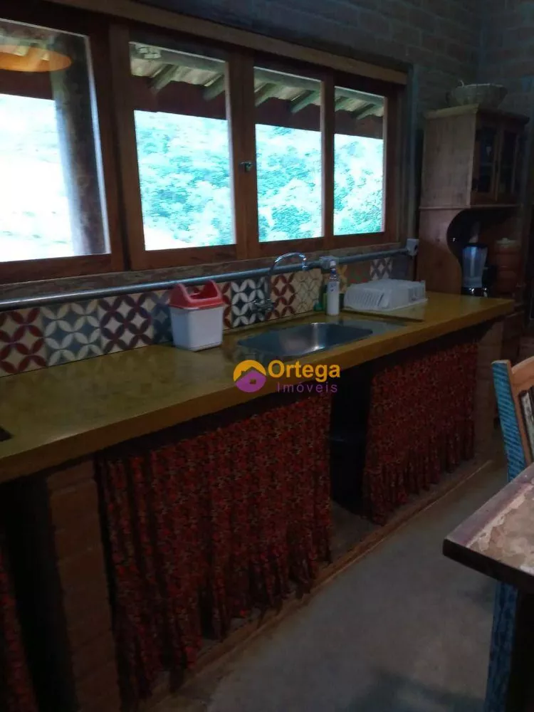 Casa, 3 quartos, 280 m² - Foto 1