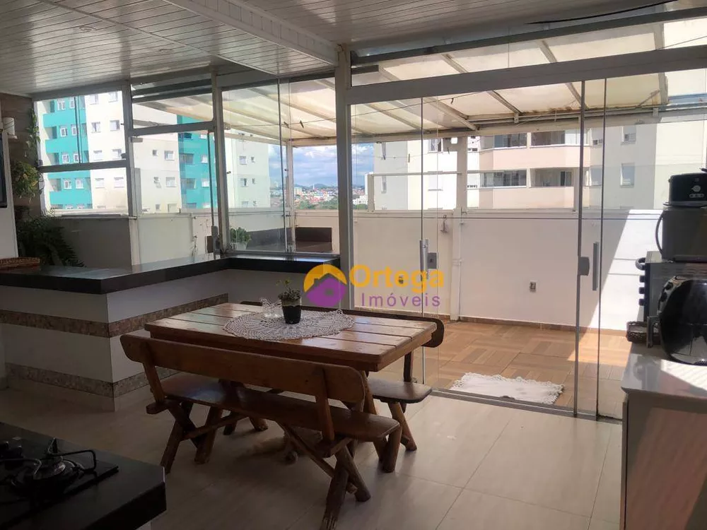 Cobertura à venda com 3 quartos, 126m² - Foto 3