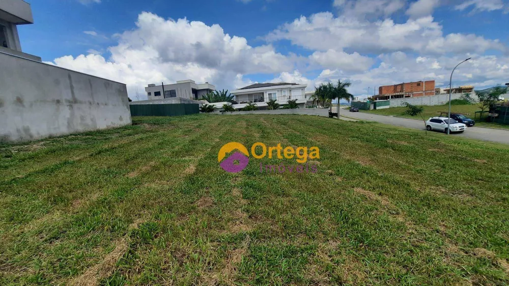 Loteamento e Condomínio, 480 m² - Foto 1