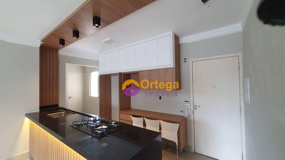 Apartamento à venda com 4 quartos, 100m² - Foto 2