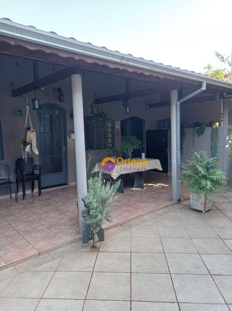 Sobrado à venda com 3 quartos, 180m² - Foto 4
