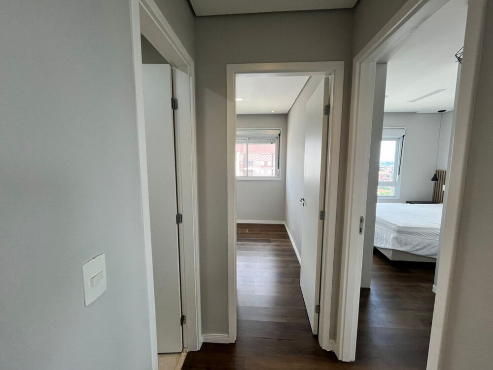 Apartamento à venda com 2 quartos, 69m² - Foto 3