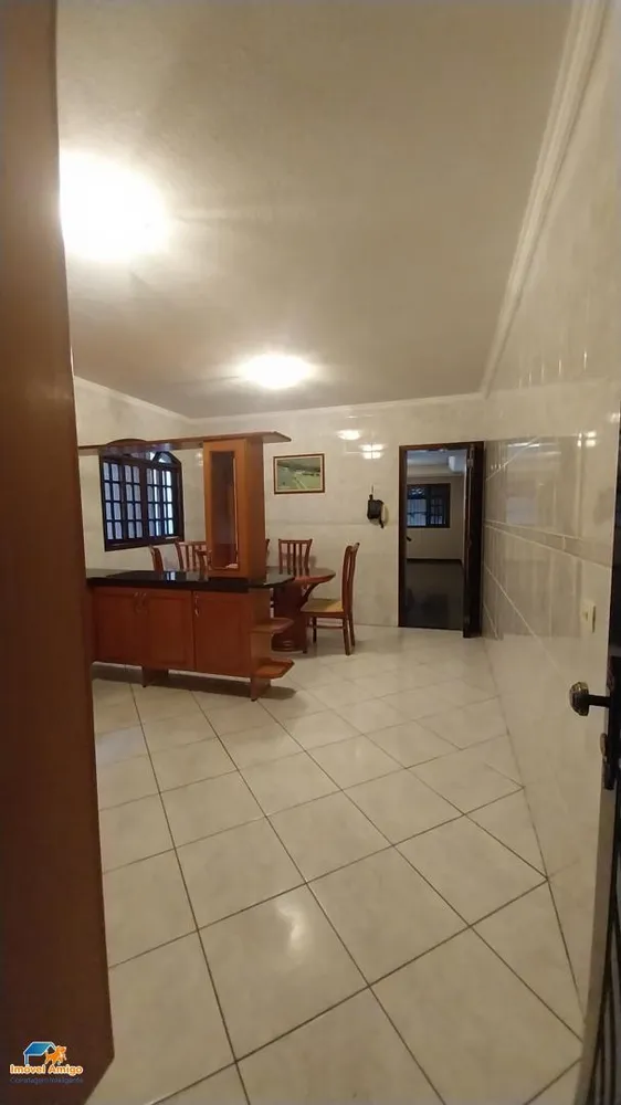Casa, 3 quartos, 198 m² - Foto 2