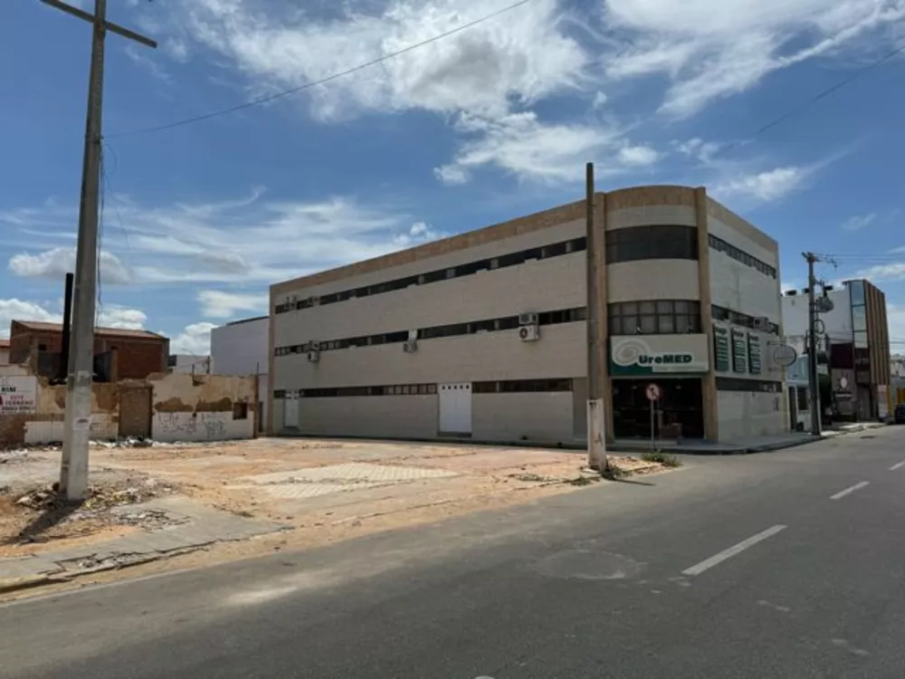 Loteamento e Condomínio - Foto 8