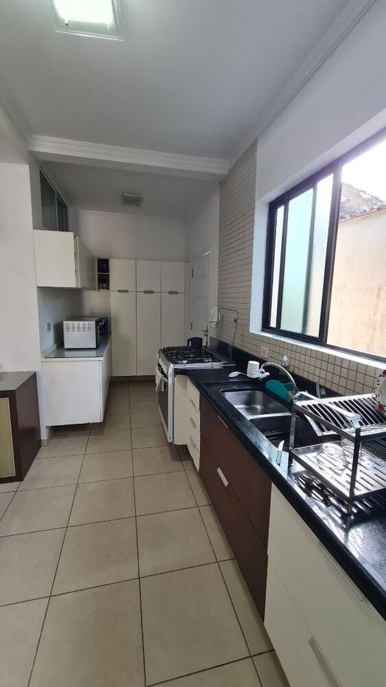 Casa à venda com 3 quartos, 168m² - Foto 2