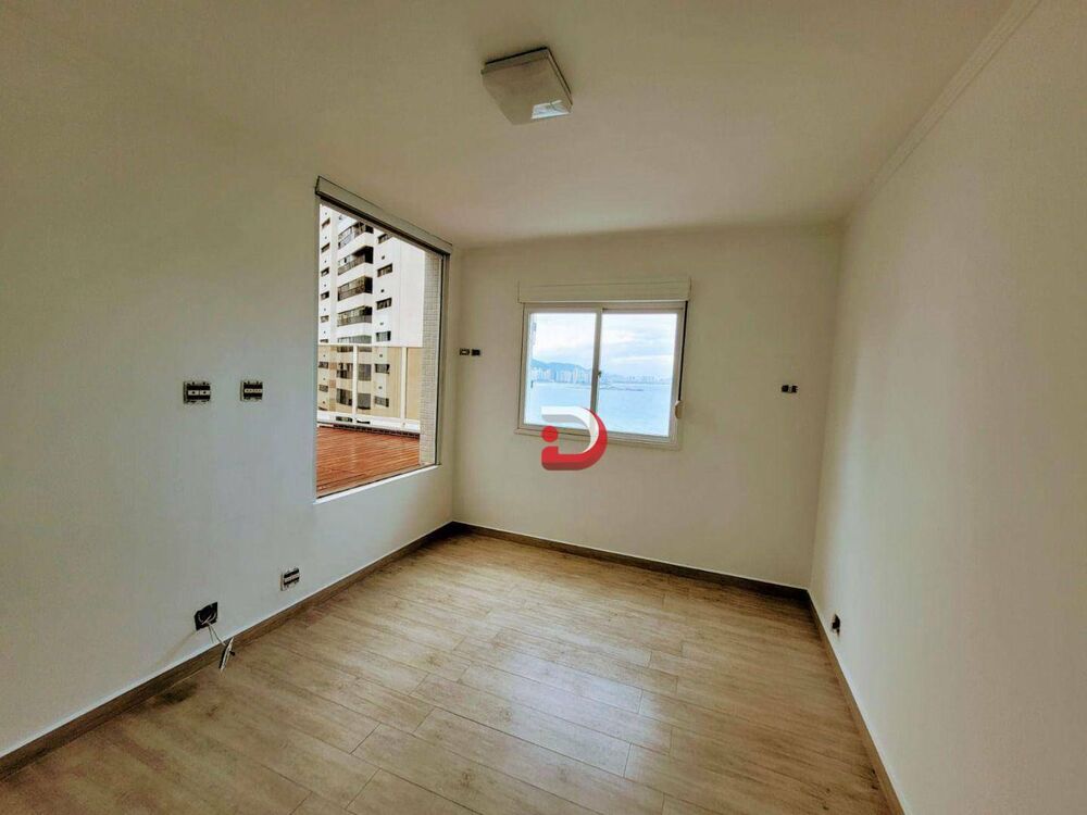Cobertura, 3 quartos, 195 m² - Foto 1
