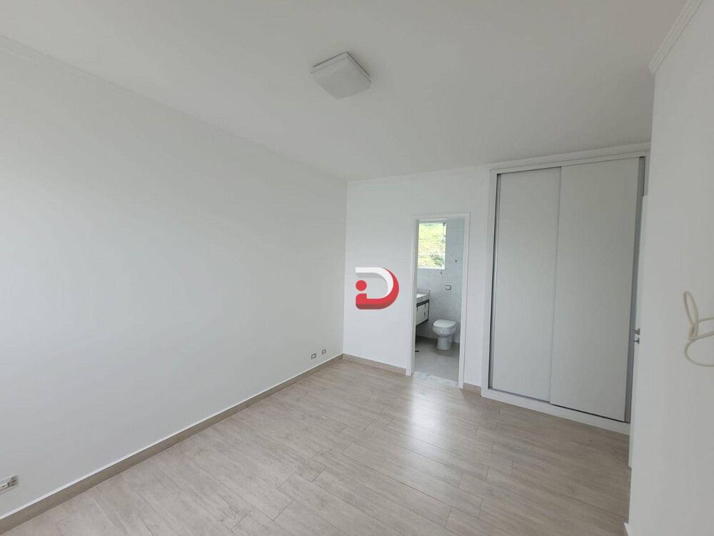 Cobertura, 3 quartos, 195 m² - Foto 3