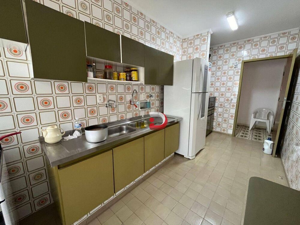 Apartamento, 3 quartos, 220 m² - Foto 1