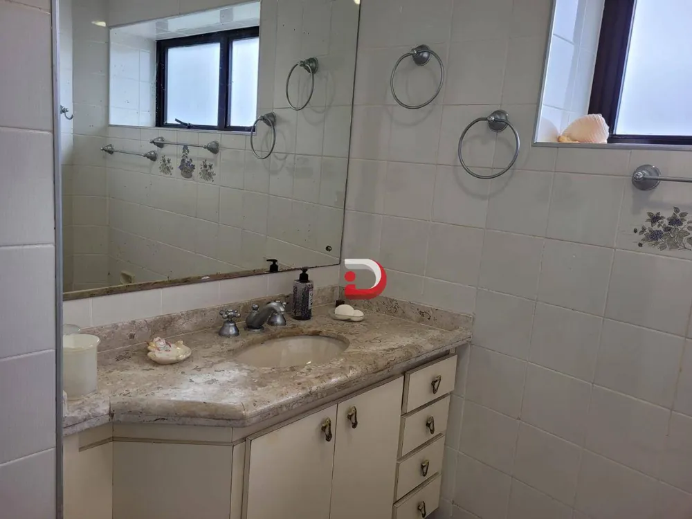 Apartamento, 3 quartos, 200 m² - Foto 2