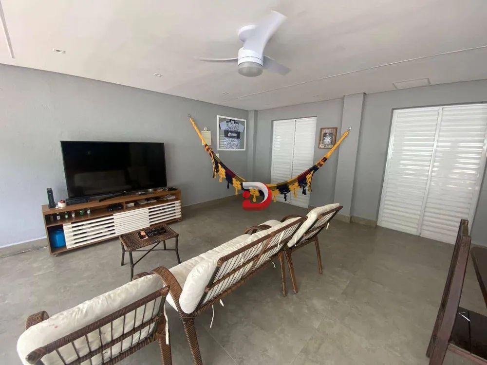 Casa, 2 quartos, 210 m² - Foto 2