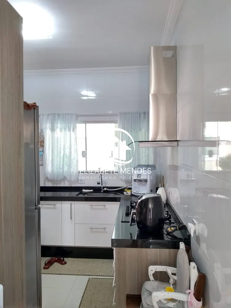 Sobrado, 3 quartos, 210 m² - Foto 1