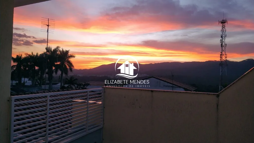 Sobrado, 3 quartos, 180 m² - Foto 1