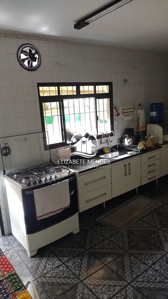 Casa, 3 quartos, 180 m² - Foto 3