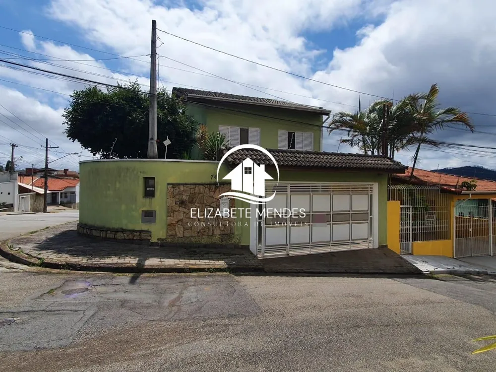 Casa, 3 quartos, 246 m² - Foto 2
