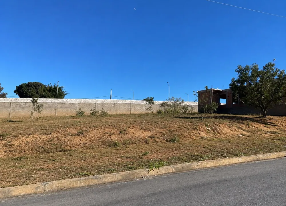 Loteamento e Condomínio, 360 m² - Foto 2