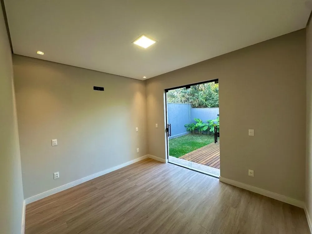Casa, 3 quartos, 156 m² - Foto 3