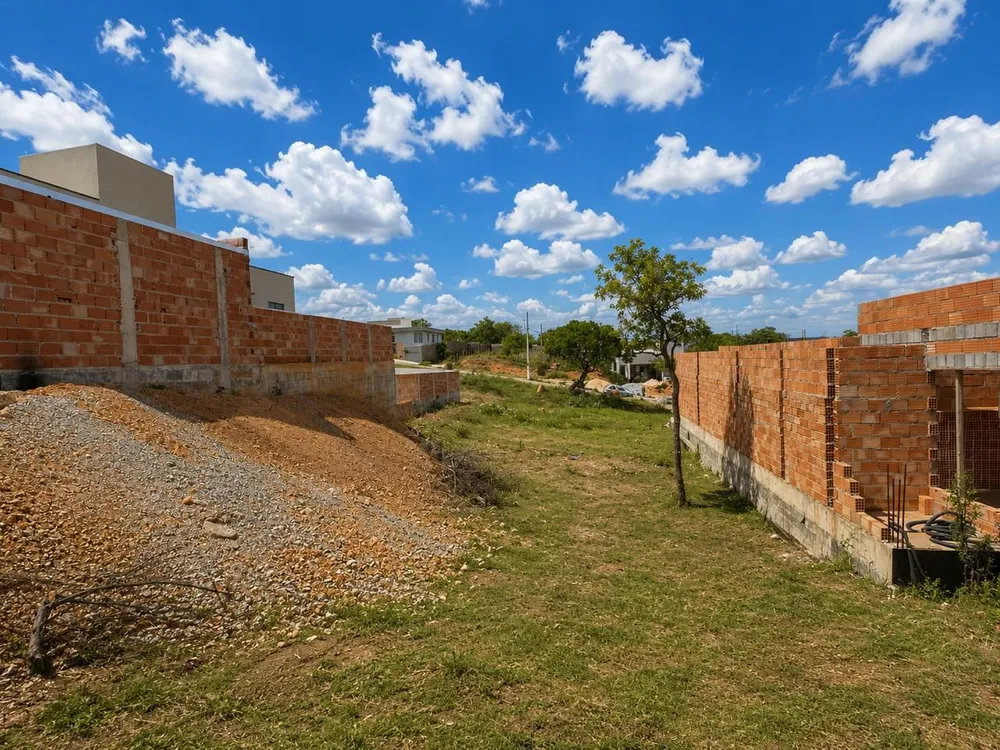 Loteamento e Condomínio, 360 m² - Foto 1