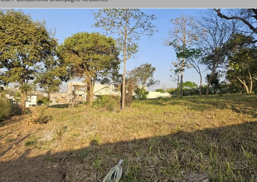 Loteamento e Condomínio, 1000 m² - Foto 1