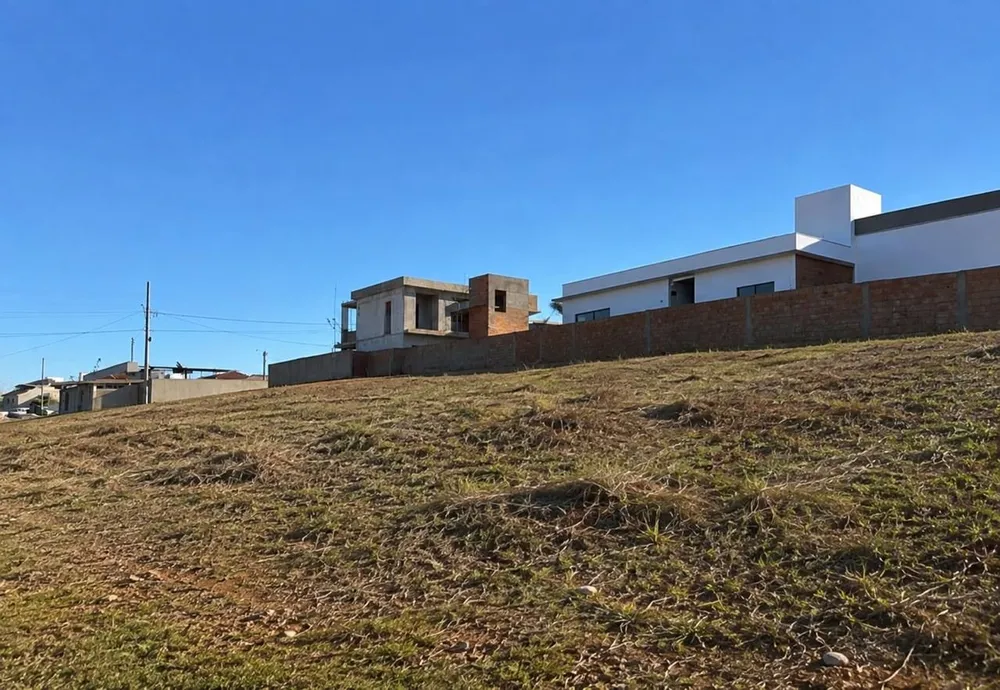 Loteamento e Condomínio, 360 m² - Foto 1