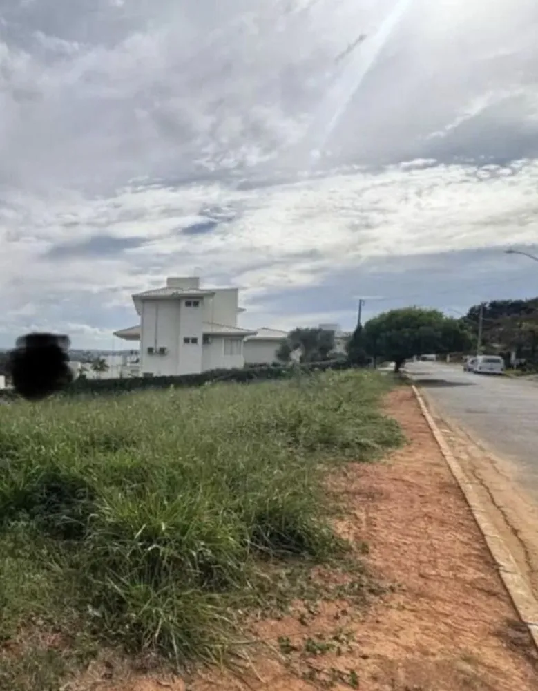 Loteamento e Condomínio, 1000 m² - Foto 1