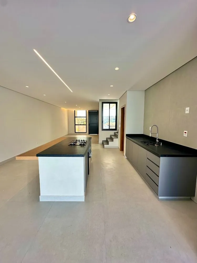 Casa, 3 quartos, 170 m² - Foto 2