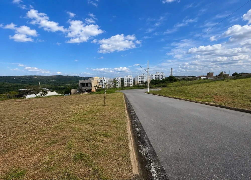 Loteamento e Condomínio, 403 m² - Foto 1