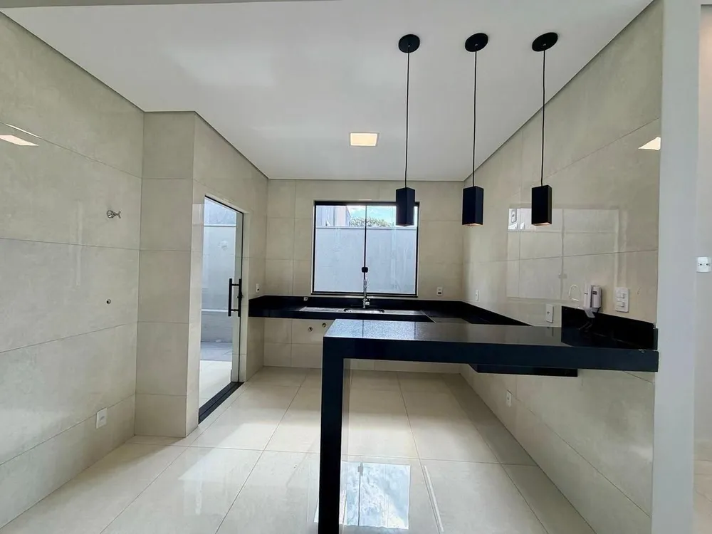 Casa, 3 quartos, 116 m² - Foto 1