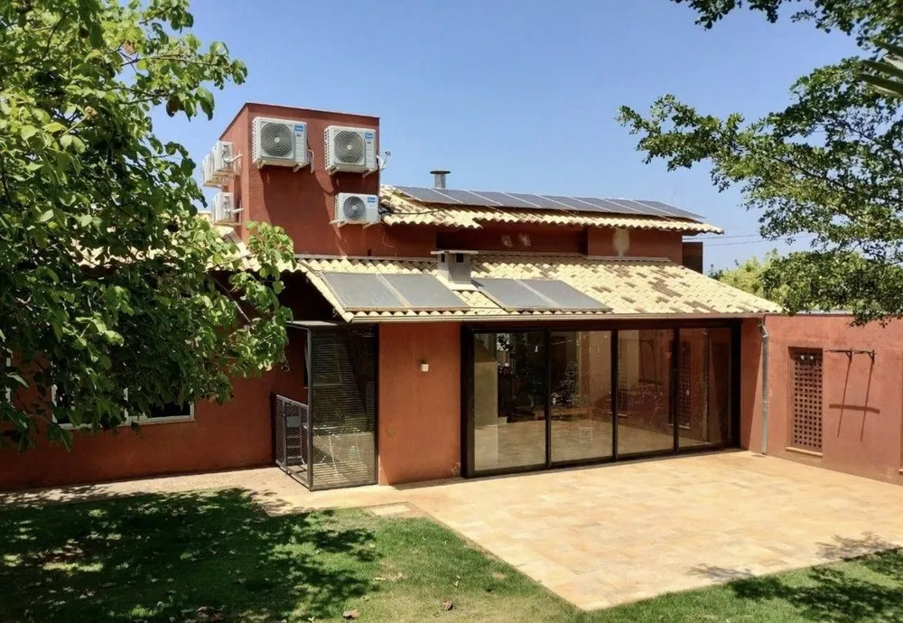 Casa, 3 quartos, 244 m² - Foto 1