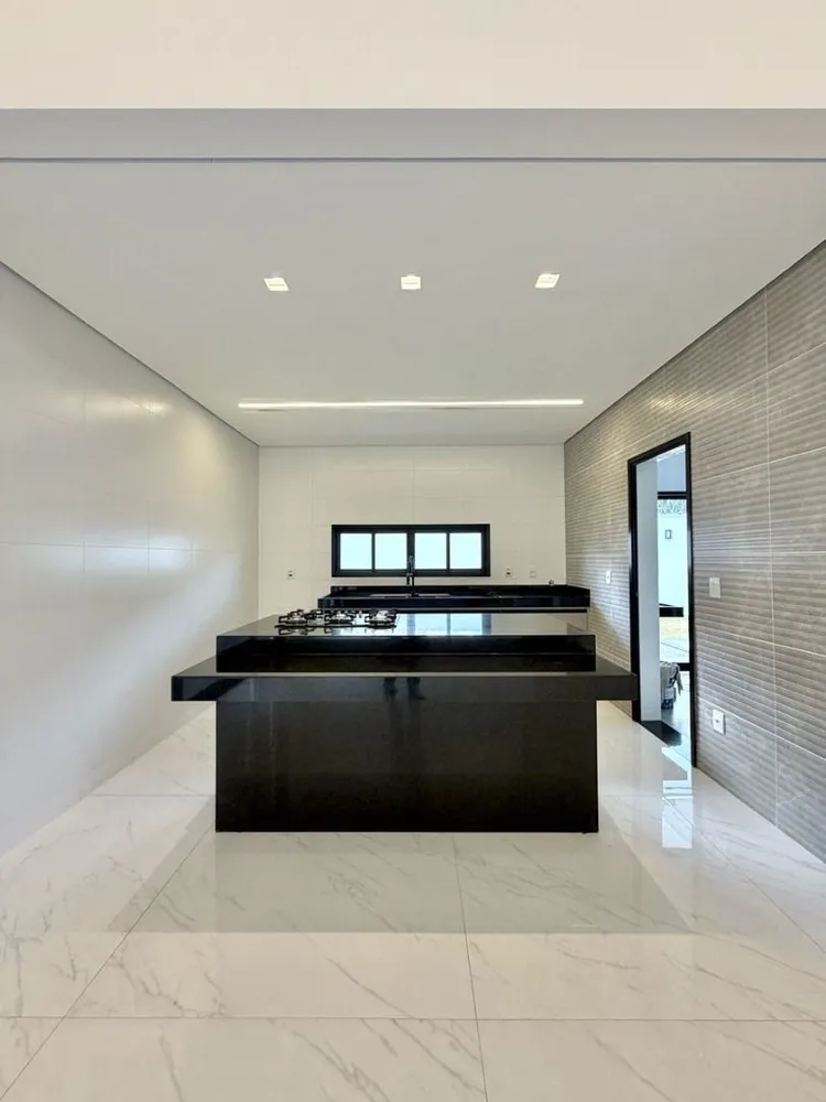 Casa, 3 quartos, 190 m² - Foto 3