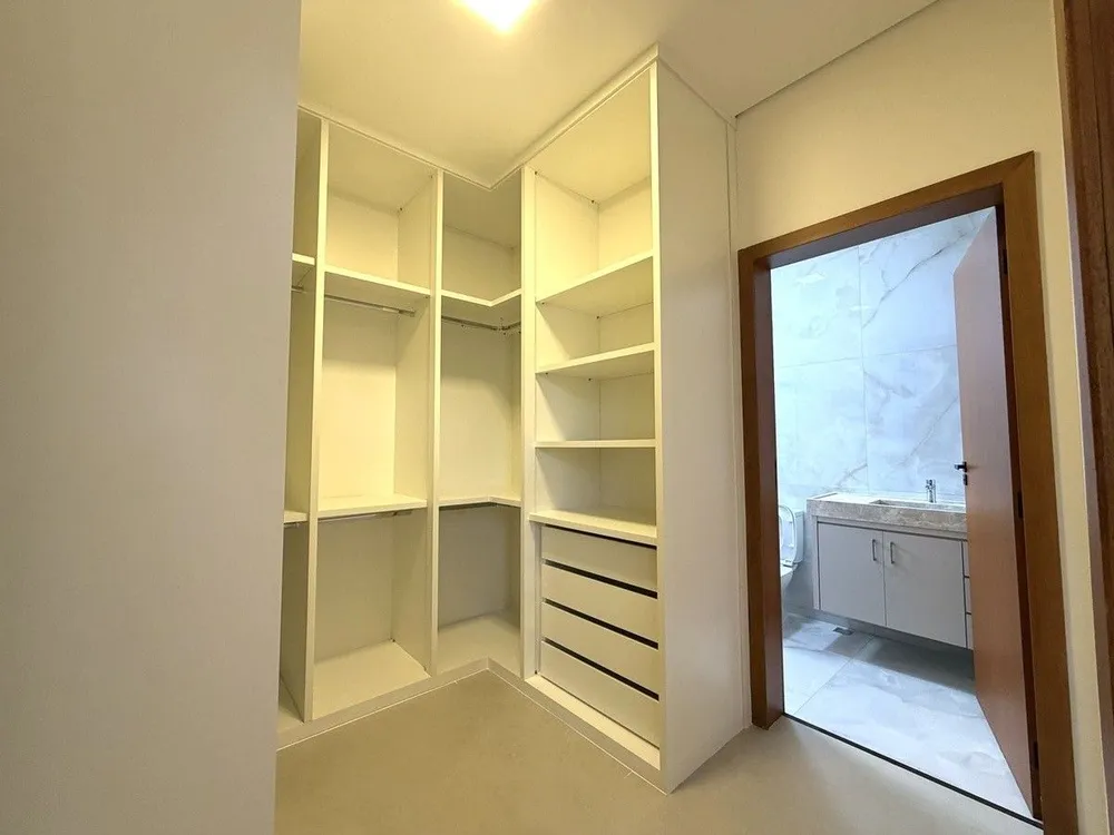 Casa, 3 quartos, 190 m² - Foto 2