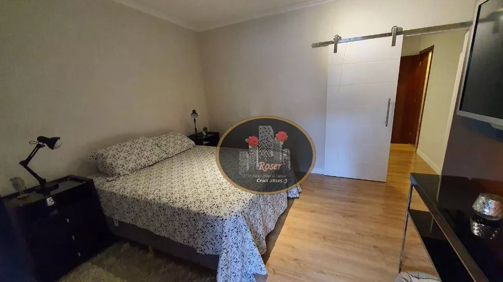 Apartamento à venda com 3 quartos, 145m² - Foto 2