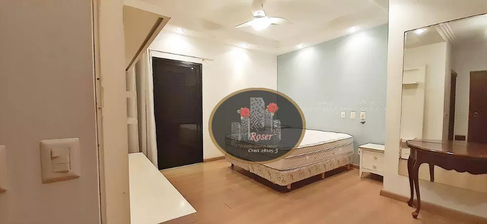 Apartamento, 3 quartos, 252 m² - Foto 2